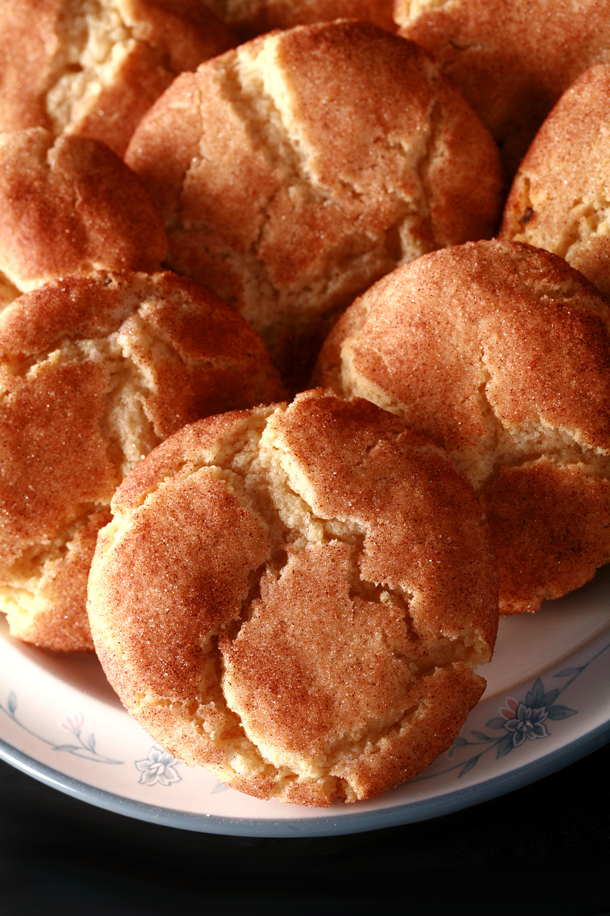 A plate of gluten-free snickerdoodles.